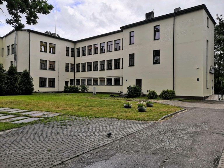 Skola